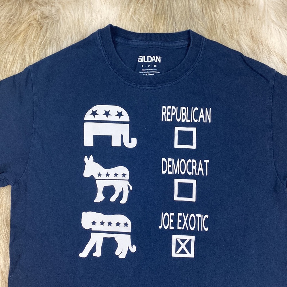 Republican Democrat Joe Exotic Political Short Sleeve T-Shirt, Size Small